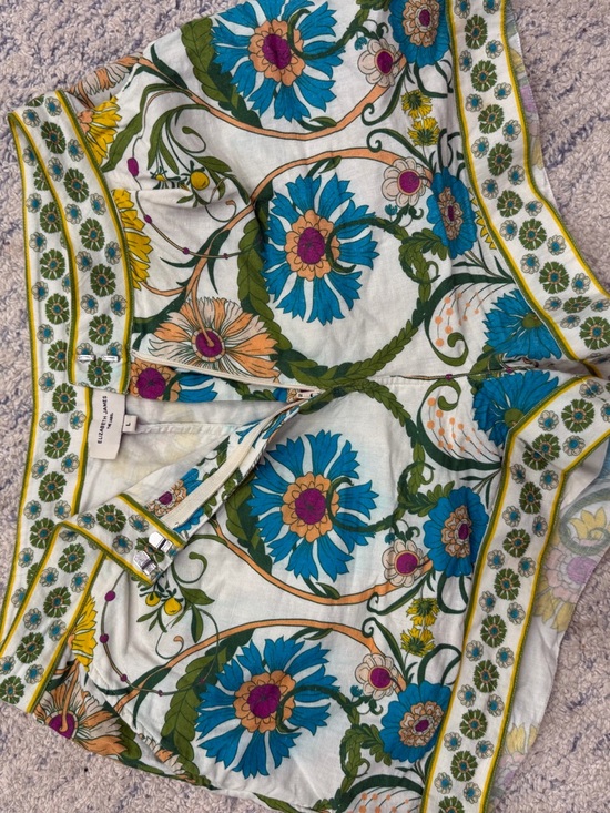 Elizabeth and James Pants - Elizabeth and James Floral Print Shorts in Blue, Green, Yellow